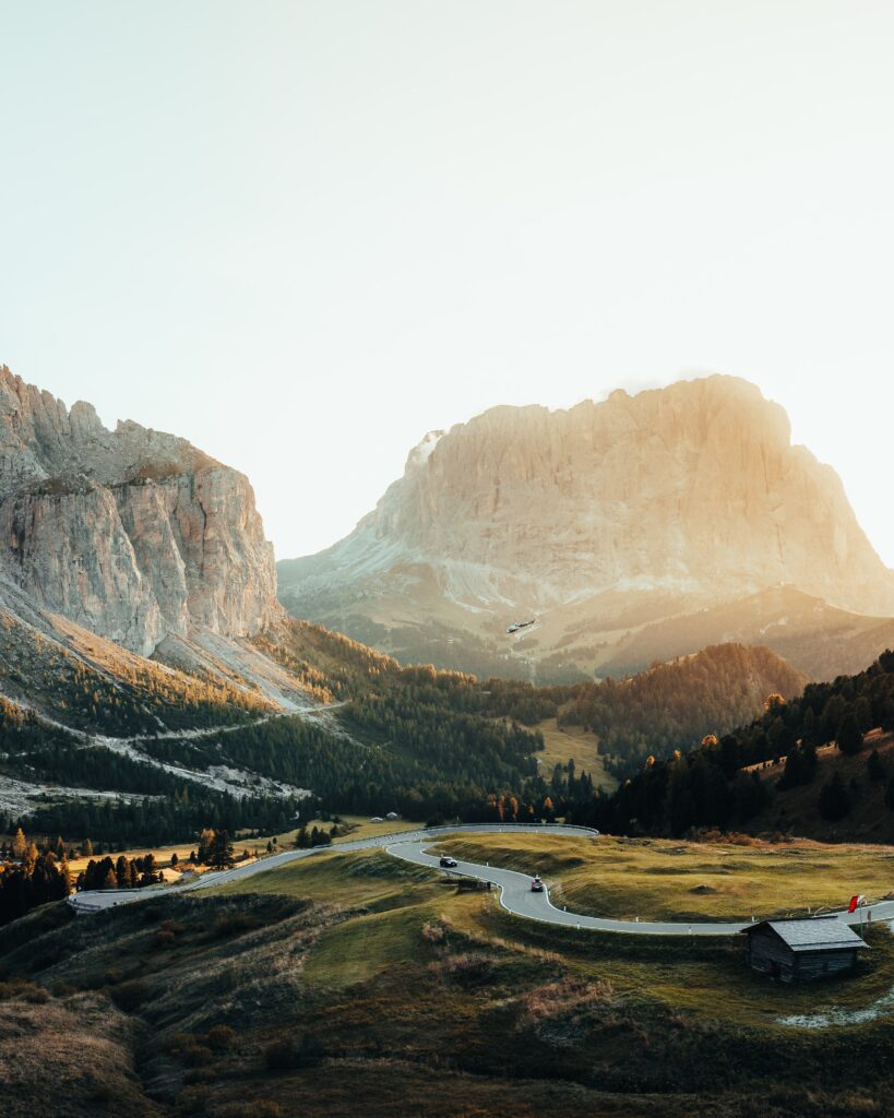 Der Passo Gardena im Abendlicht